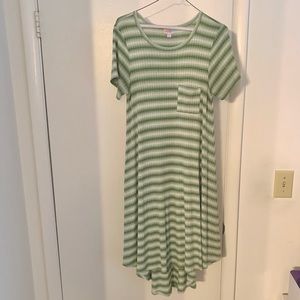 Lularoe Carly dress Green & White  Small